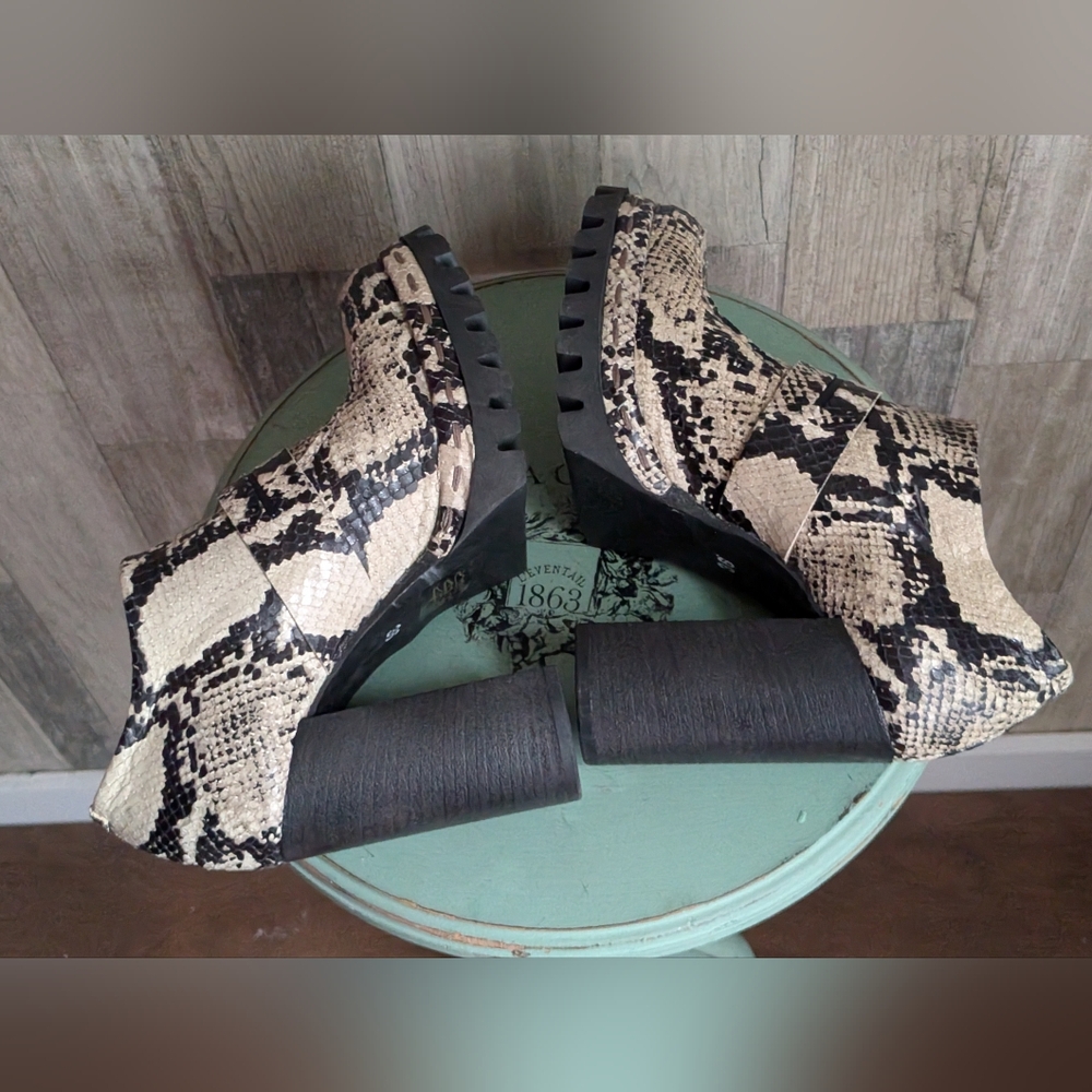 A.S.98 Platform Booties - Picture 3 of 15